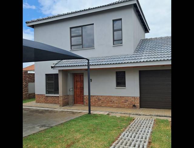 3 BEDROOM HOUSE FOR SALE IN WATERVAL EAST